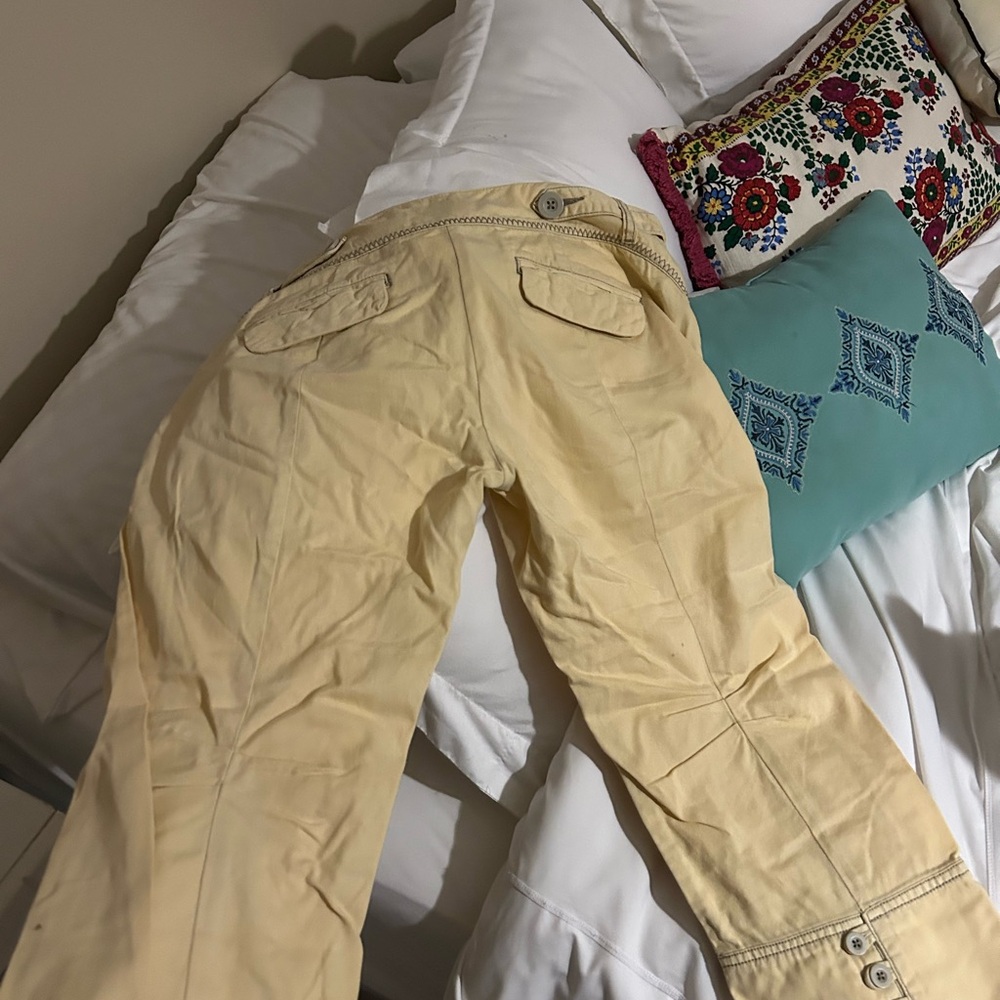 Hei bro Yellow Capri Casual Pants
